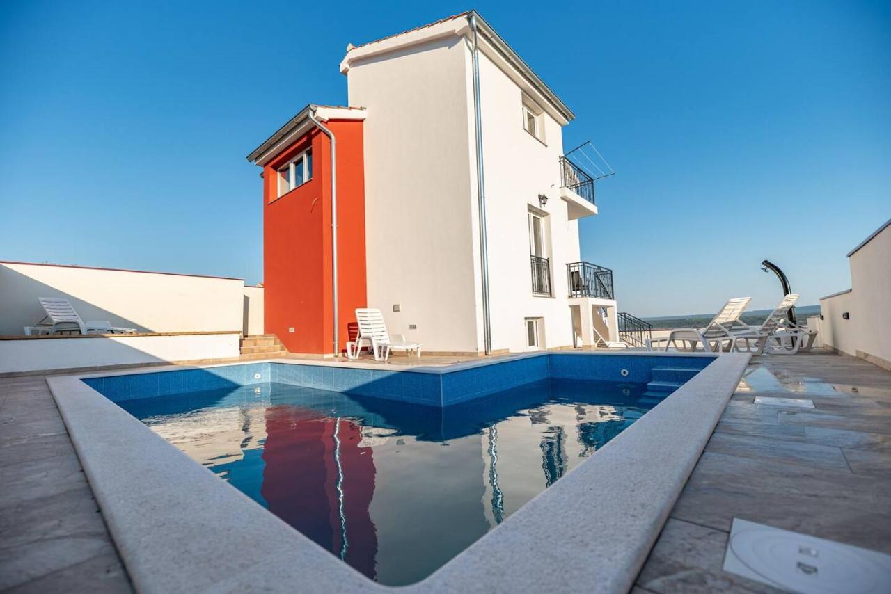 Olive Bridge Villa Масленица Экстерьер фото
