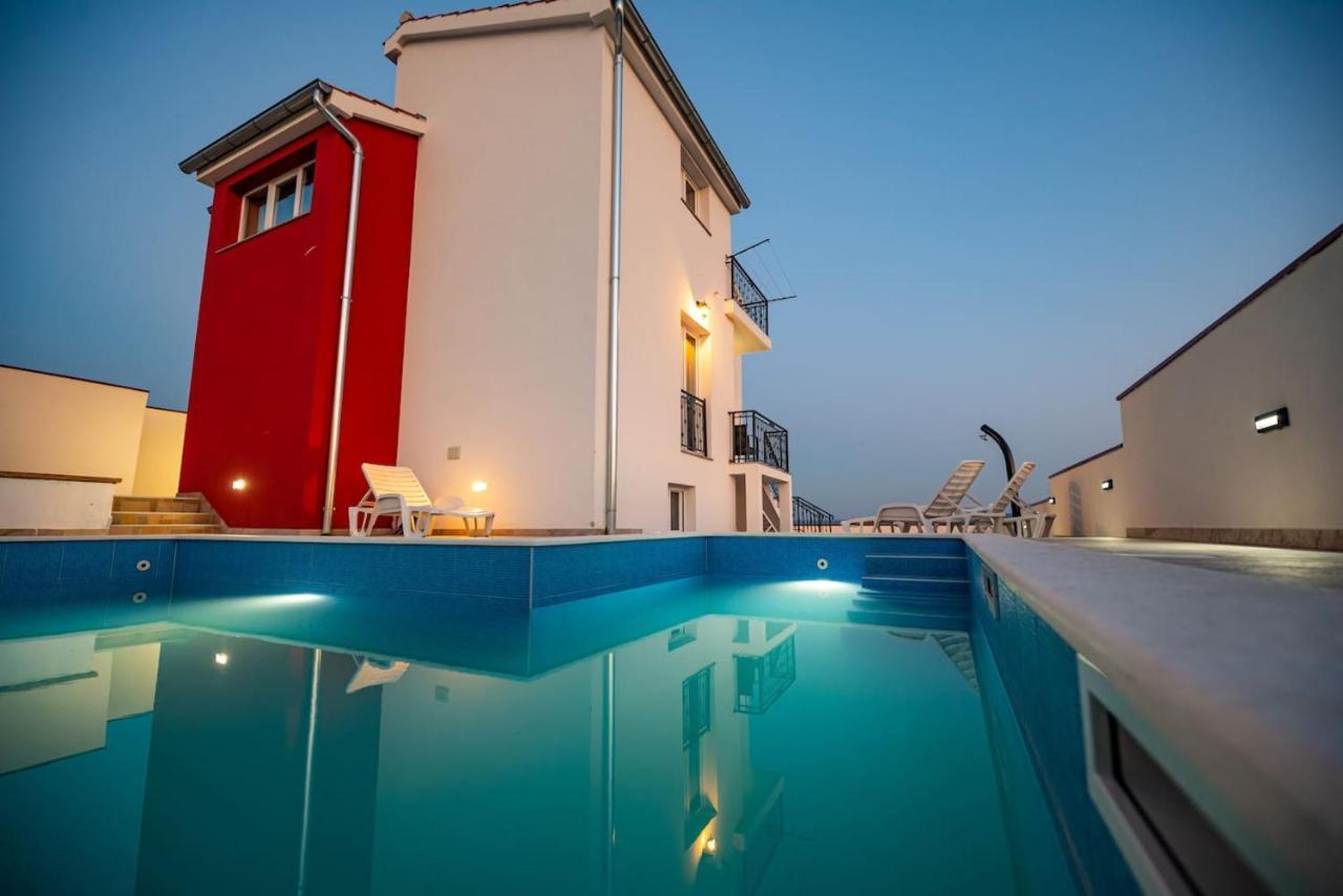 Olive Bridge Villa Масленица Экстерьер фото